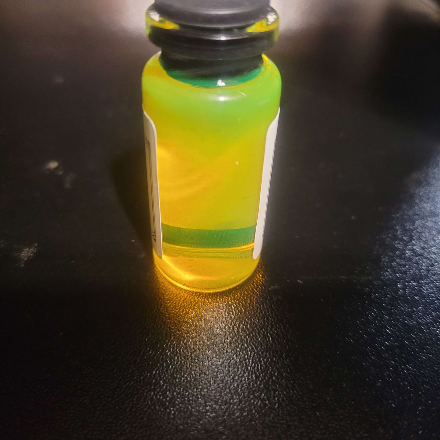 10ml Fluorescein Sample in Glass Vial - Fluorescent Dye - Invictus Supply Co.