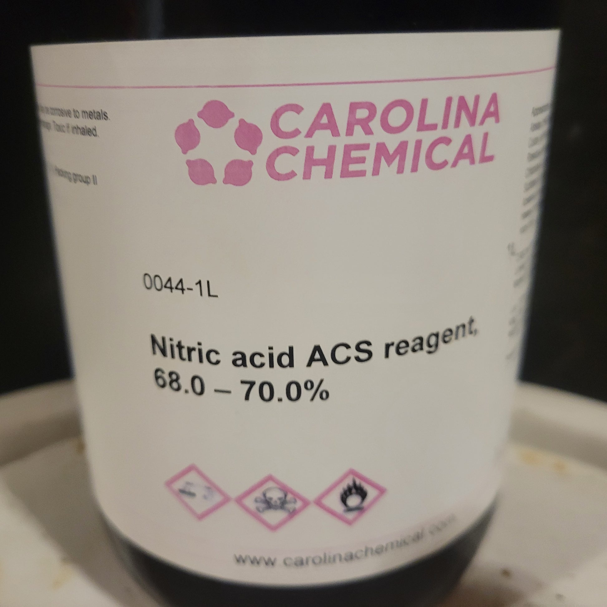 950ml Nitric Acid (68-70%) - Invictus Supply Co.