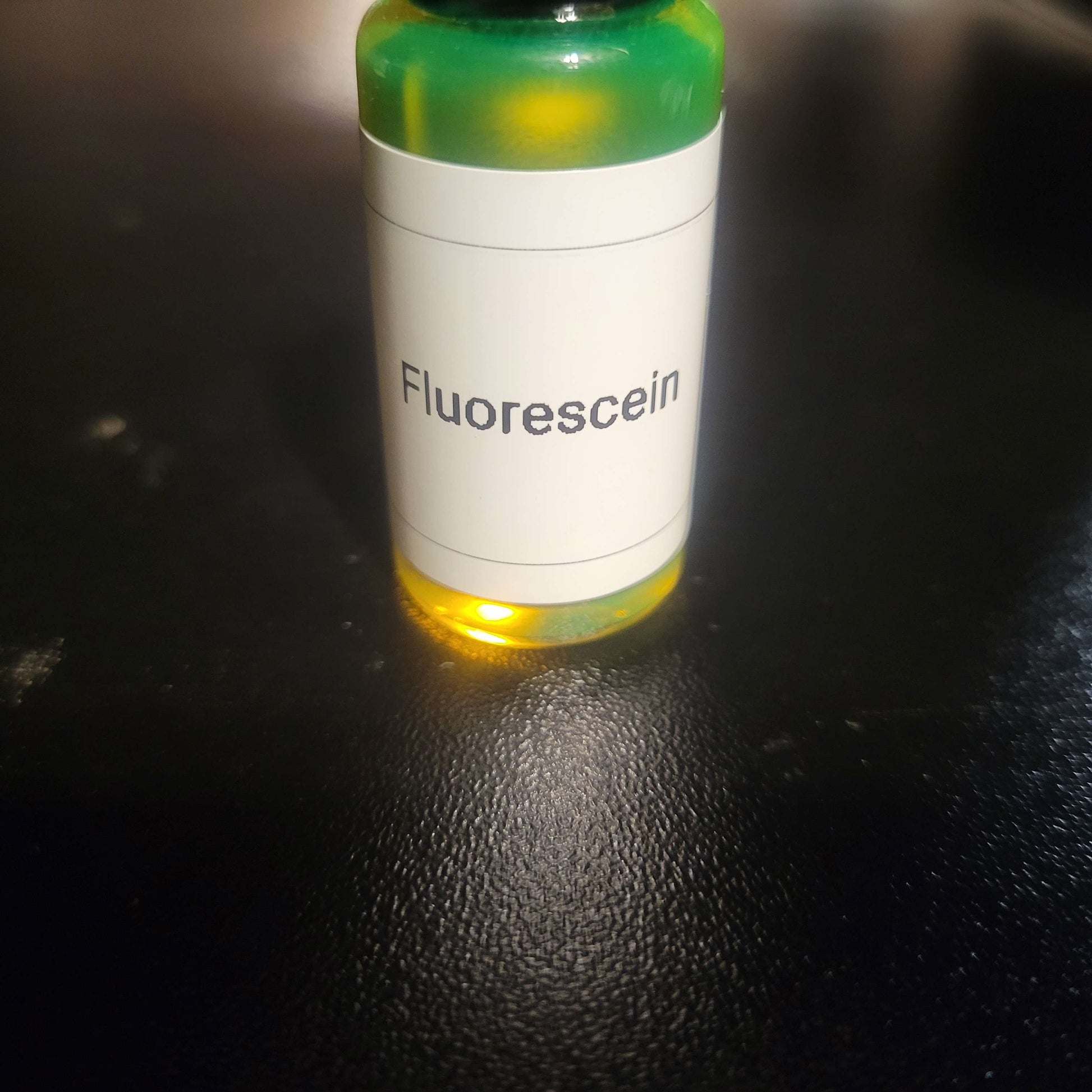 10ml Fluorescein Sample in Glass Vial - Fluorescent Dye - Invictus Supply Co.