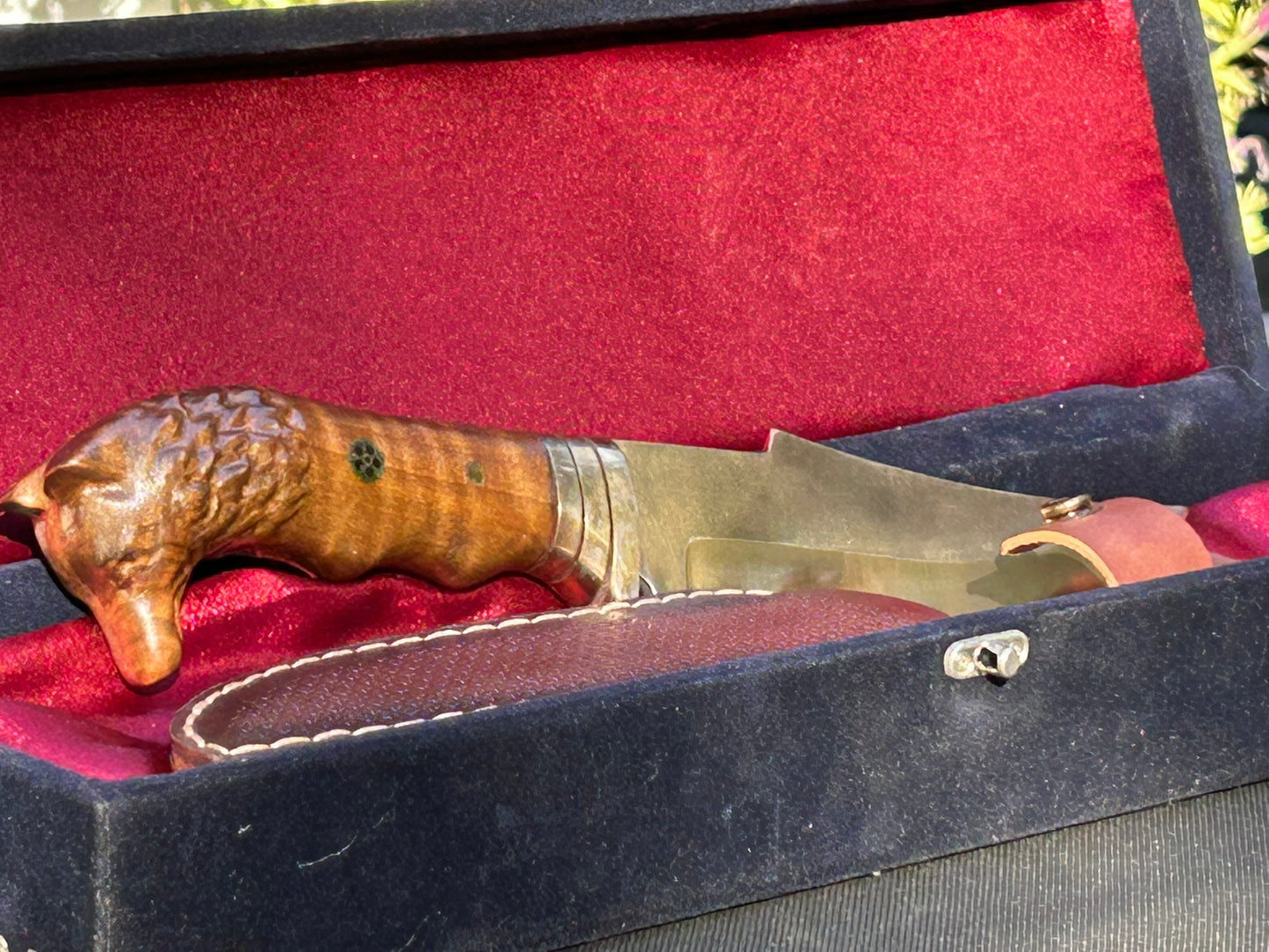 24K Gold Plated "The Alpha" Hunting Knife W/ Fine Leather Sheath & Velvet Display Case